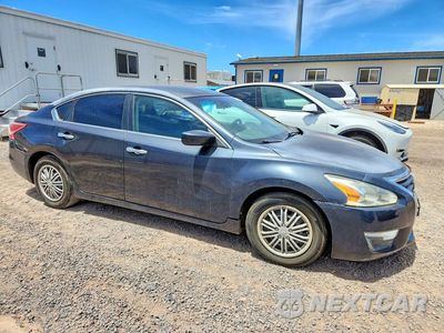 Czwarte zdjęcie samochodu z boku: 2013 NISSAN ALTIMA 2.5 VIN:1N4AL3AP1DC284094 - miniatura