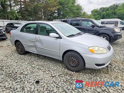Czwarte zdjęcie samochodu z boku: 2005 TOYOTA COROLLA LE VIN:2T1BR32E85C379268 - miniatura