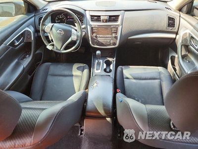 Zdjęcie 8 z 12 samochodu: 2017 NISSAN ALTIMA 2.5 SR VIN:1N4AL3AP7HC120211 - miniatura