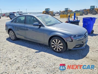 Czwarte zdjęcie samochodu z boku: 2014 AUDI A4 PREMIUM VIN:WAUBFAFL3EN014383 - miniatura