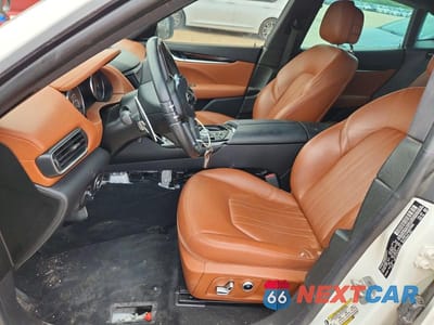 Zdjęcie 7 z 12 samochodu: 2021 MASERATI LEVANTE S VIN:ZN661YUAXMX359666 - miniatura