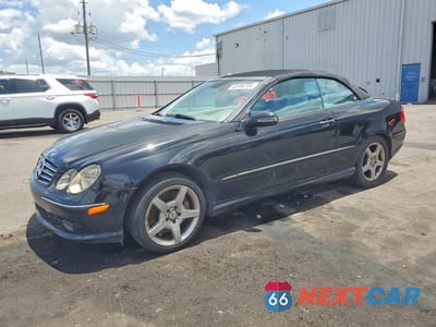 2005 MERCEDES-BENZ CLK 500 WDBTK75G85T052843 - główne zdjęcie licytacji z USA - miniatura