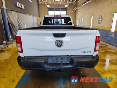 Zdjęcie 6 z 12 samochodu: 2021 RAM 2500 TRADESMAN VIN:3C6UR5HL8MG532835 - miniatura
