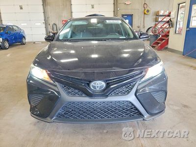 Piąte zdjęcie samochodu w środku: 2019 TOYOTA CAMRY SE VIN:4T1B11HK5KU233770 - miniatura