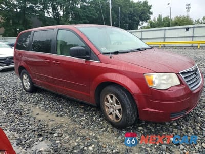 Czwarte zdjęcie samochodu z boku: 2010 CHRYSLER TOWN & COUNTRY LX VIN:2A4RR2D13AR428819 - miniatura