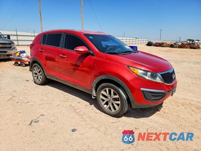 Czwarte zdjęcie samochodu z boku: 2014 KIA SPORTAGE LX VIN:KNDPB3AC5E7640898 - miniatura