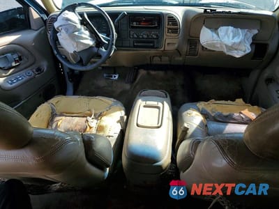 Zdjęcie 8 z 13 samochodu: 1997 CHEVROLET SUBURBAN C1500 VIN:1GNEC16R1VJ317335 - miniatura