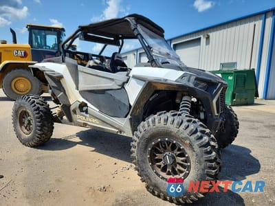 2019 POLARIS RZR UTILITY VEHICLE 3NSVDE995KF584973 - główne zdjęcie licytacji z USA - miniatura