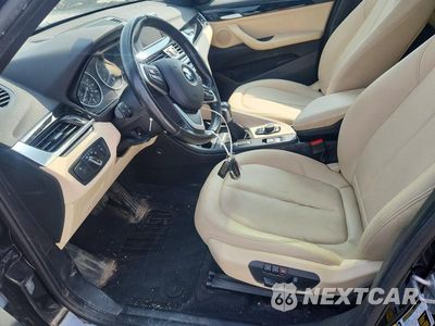 Zdjęcie 7 z 13 samochodu: 2017 BMW X1 XDRIVE28I VIN:WBXHT3C36H5F80022 - miniatura