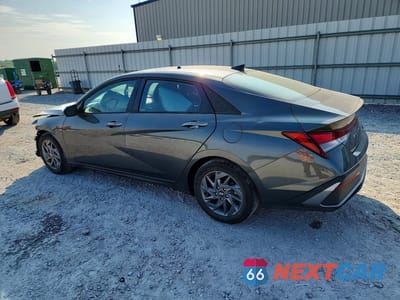 Drugie zdjęcie samochodu z przodu: 2024 HYUNDAI ELANTRA SEL VIN:KMHLM4DG1RU674496 - miniatura