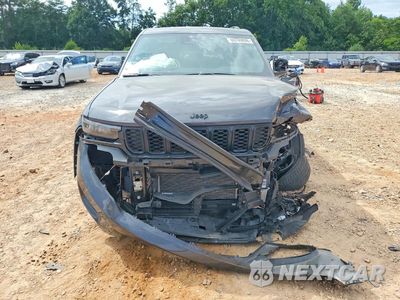 Piąte zdjęcie samochodu w środku: 2025 JEEP GRAND CHEROKEE LAREDO VIN:1C4RJHAG3S8790249 - miniatura