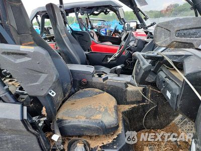 Piąte zdjęcie samochodu w środku: 2022 YAMAHA WOLVERINE RMAX4 UTILITY VEHICLE VIN:5Y4AN39Y6NA106817 - miniatura