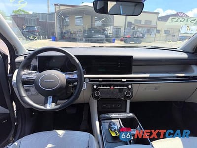 Zdjęcie 9 z 14 samochodu: 2025 HYUNDAI TUCSON LIMITED VIN:5NMJECDE5SH606510 - miniatura
