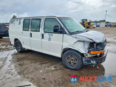 Czwarte zdjęcie samochodu z boku: 2004 GMC SAVANA 1500 DELIVERY VAN VIN:1GTEG15X741118687 - miniatura