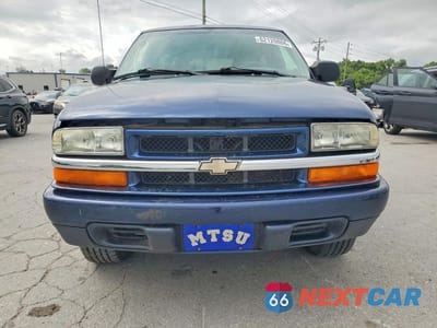 Piąte zdjęcie samochodu w środku: 2002 CHEVROLET BLAZER VIN:1GNCS18W82K143184 - miniatura