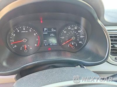 Zdjęcie 9 z 12 samochodu: 2021 KIA RIO S VIN:3KPA24AD2ME367485 - miniatura