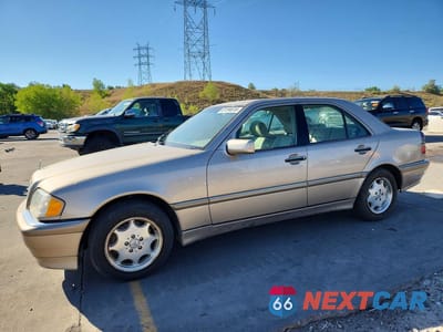 2000 MERCEDES-BENZ C 230 WDBHA24G0YA834468 - główne zdjęcie licytacji z USA - miniatura