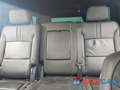 Zdjęcie 10 z 13 samochodu: 2023 CHEVROLET SUBURBAN C1500 RST VIN:1GNSCEKD0PR439404 - miniatura