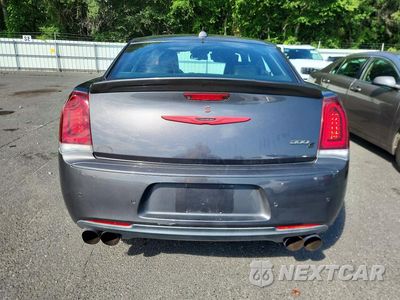 Zdjęcie 6 z 12 samochodu: 2018 CHRYSLER 300 S VIN:2C3CCABT6JH120436 - miniatura