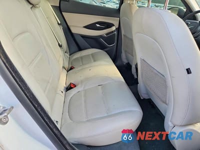 Zdjęcie 11 z 14 samochodu: 2019 JAGUAR E-PACE S VIN:SADFJ2FX8K1Z35095 - miniatura