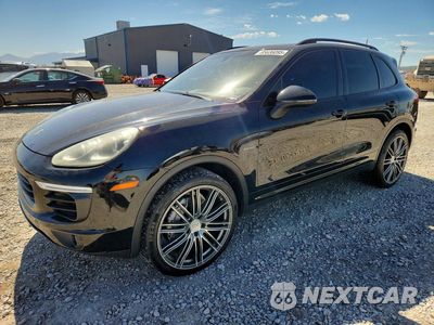 2016 PORSCHE CAYENNE WP1AF2A25GKA41476 - główne zdjęcie licytacji z USA - miniatura