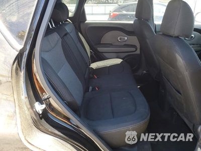 Zdjęcie 10 z 12 samochodu: 2017 KIA SOUL + VIN:KNDJP3A50H7414538 - miniatura