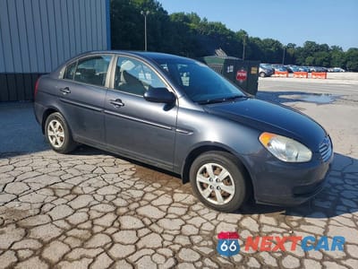 Czwarte zdjęcie samochodu z boku: 2008 HYUNDAI ACCENT GLS VIN:KMHCN46C98U175452 - miniatura