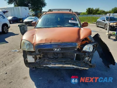 Piąte zdjęcie samochodu w środku: 2002 HYUNDAI SANTA FE GLS VIN:KM8SC13D72U204399 - miniatura