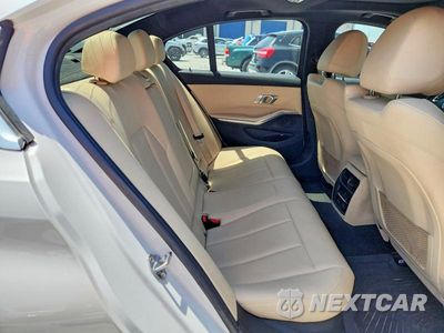 Zdjęcie 10 z 13 samochodu: 2019 BMW 330I VIN:WBA5R1C52KFH00093 - miniatura