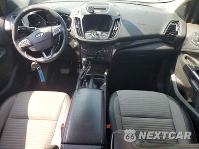 Zdjęcie 8 z 13 samochodu: 2017 FORD ESCAPE TITANIUM VIN:1FMCU0J91HUC08497 - miniatura