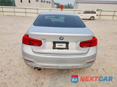Zdjęcie 6 z 12 samochodu: 2017 BMW 330 XI VIN:WBA8D9G32HNU63541 - miniatura