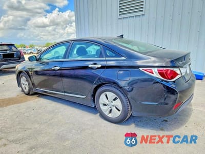 Drugie zdjęcie samochodu z przodu: 2014 HYUNDAI SONATA HYBRID VIN:KMHEC4A45EA115132 - miniatura