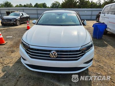 Piąte zdjęcie samochodu w środku: 2019 VOLKSWAGEN JETTA SEL VIN:3VWE57BU3KM164579 - miniatura