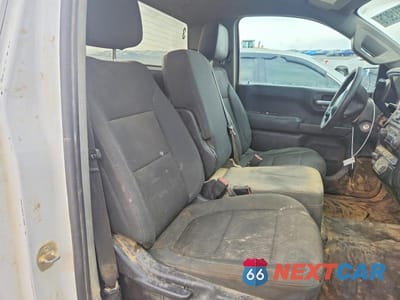 Zdjęcie 10 z 12 samochodu: 2020 CHEVROLET SILVERADO K1500 VIN:3GCNYAEF9LG322346 - miniatura