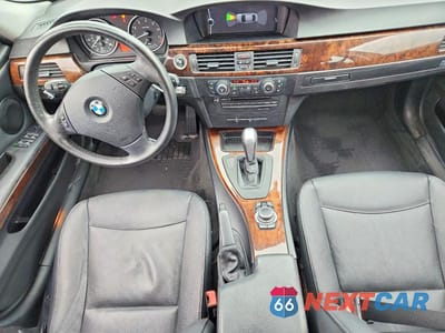 Zdjęcie 8 z 12 samochodu: 2011 BMW 328 XI VIN:WBAPK7C50BA974127 - miniatura