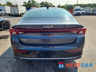 Zdjęcie 6 z 13 samochodu: 2023 KIA K5 LXS VIN:5XXG14J25PG212887 - miniatura