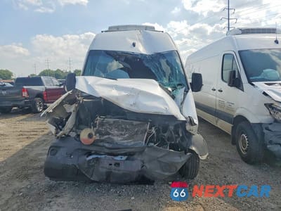 Piąte zdjęcie samochodu w środku: 2017 MERCEDES-BENZ SPRINTER VIN:WD3PF1CD9HP408379 - miniatura