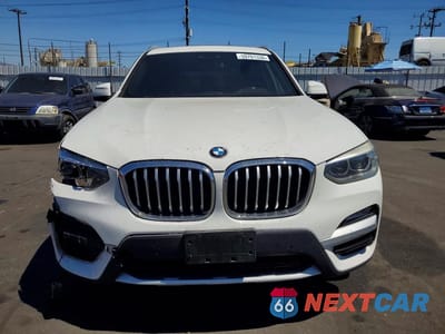 Piąte zdjęcie samochodu w środku: 2019 BMW X3 SDRIVE30I VIN:5UXTR7C53KLE97941 - miniatura