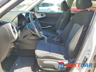 Zdjęcie 7 z 12 samochodu: 2023 KIA SOUL LX VIN:KNDJ23AU8P7875765 - miniatura