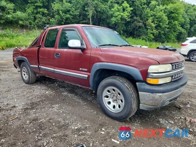 Czwarte zdjęcie samochodu z boku: 2002 CHEVROLET SILVERADO K1500 VIN:1GCEK19T72E210913 - miniatura