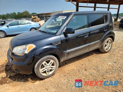 2010 KIA SOUL + KNDJT2A21A7075290 - główne zdjęcie licytacji z USA - miniatura