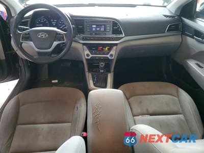 Zdjęcie 8 z 12 samochodu: 2018 HYUNDAI ELANTRA SE VIN:KMHD74LF6JU613668 - miniatura