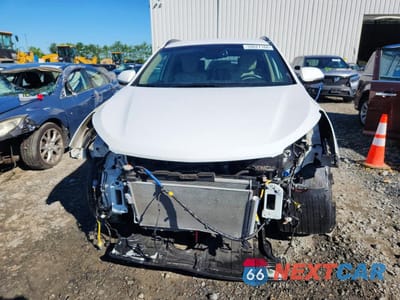Piąte zdjęcie samochodu w środku: 2018 HYUNDAI SANTA FE SE VIN:KM8SNDHFXJU264584 - miniatura