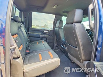 Zdjęcie 10 z 12 samochodu: 2020 GMC SIERRA K2500 AT4 VIN:1GT49PEY6LF303848 - miniatura