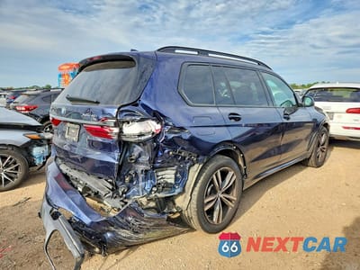 Trzecie zdjęcie samochodu z tyłu: 2021 BMW X7 XDRIVE40I VIN:5UXCW2C00M9G33782 - miniatura