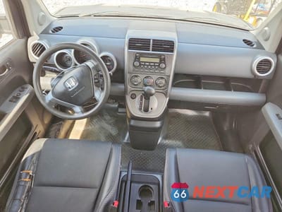 Zdjęcie 8 z 13 samochodu: 2003 HONDA ELEMENT EX VIN:5J6YH28503L037859 - miniatura