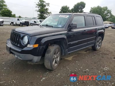 2015 JEEP PATRIOT LATITUDE 1C4NJRFB8FD317395 - główne zdjęcie licytacji z USA - miniatura