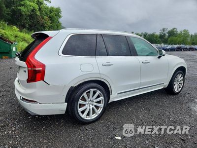 Trzecie zdjęcie samochodu z tyłu: 2016 VOLVO XC90 T6 VIN:YV4A22PL5G1028839 - miniatura