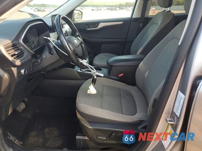 Zdjęcie 7 z 13 samochodu: 2022 FORD ESCAPE SE VIN:1FMCU9G67NUA53872 - miniatura