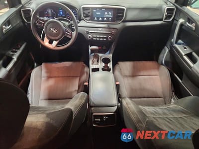 Zdjęcie 8 z 13 samochodu: 2021 KIA SPORTAGE LX VIN:KNDPMCAC5M7937372 - miniatura